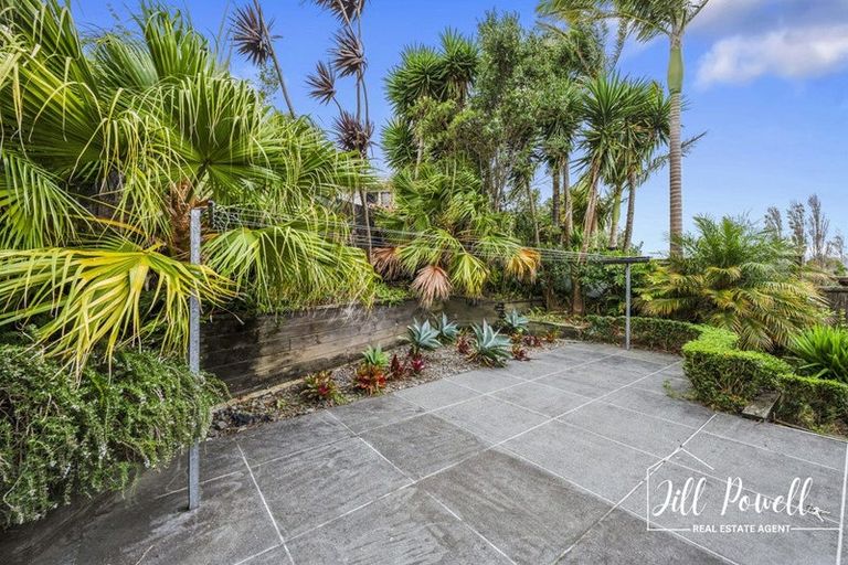 Photo of property in 2 Bickerstaffe Road, Maungaturoto, 0520