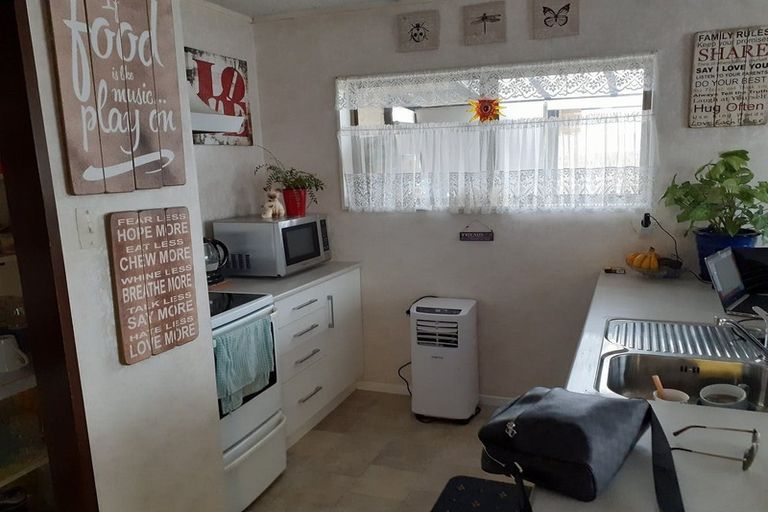 Photo of property in 4/23 Roulston Street, Pukekohe, 2120