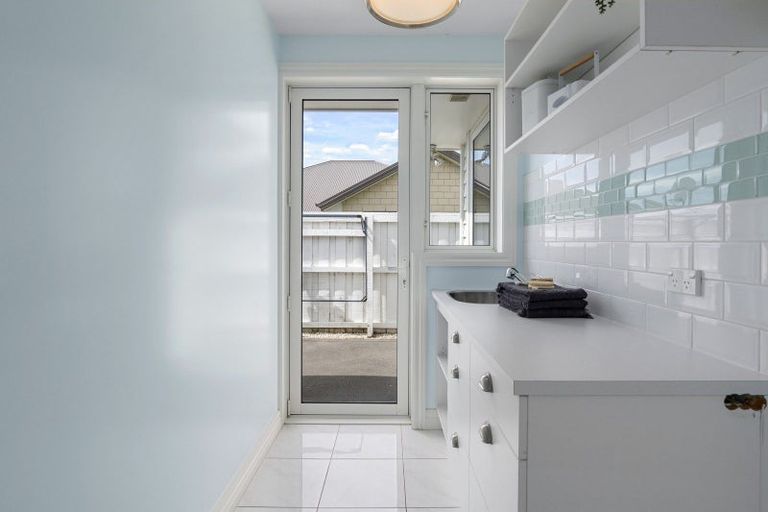 Photo of property in 10 Jennabelle Lane, Halswell, Christchurch, 8025