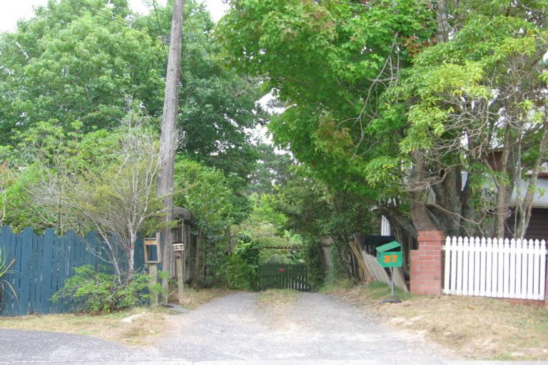 Photo of property in 1/39 Saffron Street, Birkdale, Auckland, 0626