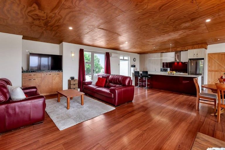 Photo of property in 30 Mccathie Road, Ruakaka, Whangarei, 0171