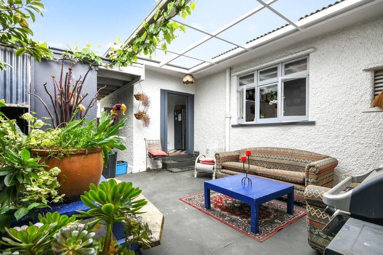 Photo of property in 129 Waimea Road, Nelson South, Nelson, 7010