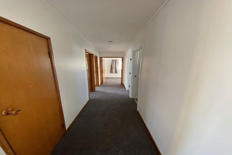 Photo of property in 57 Bayview Road, Bayview, Auckland, 0629