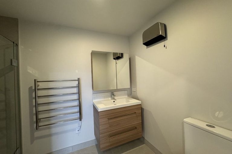 Photo of property in 1/42 Brandon Road, Glen Eden, Auckland, 0602