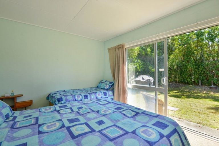 Photo of property in 121 Newcastle Street, Mahia, 4198