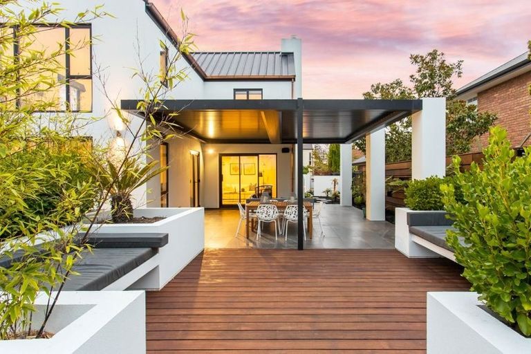 Photo of property in 15 Jane Deans Close, Riccarton, Christchurch, 8011