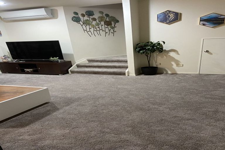 Photo of property in 1/206 Manuka Road, Bayview, Auckland, 0629