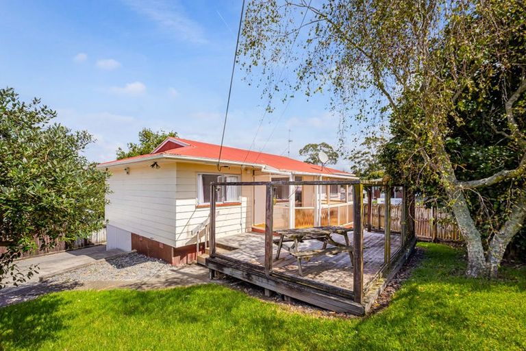 Photo of property in 101 Triangle Road, Massey, Auckland, 0614