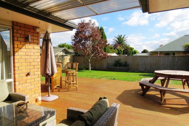 Photo of property in 15 Oaklands Drive, Cambridge, 3434