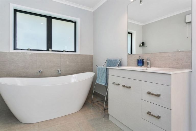 Photo of property in 39a Norfolk Drive, Cambridge, 3434