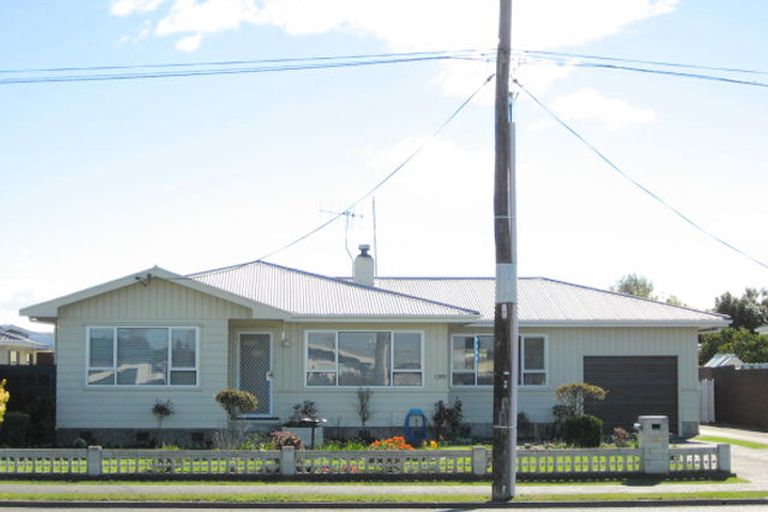 Photo of property in 2/355 Kennedy Road, Pirimai, Napier, 4112