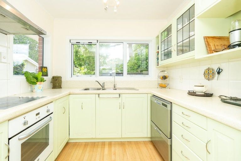 Photo of property in 7 Eton Drive, Hillcrest, Hamilton, 3216