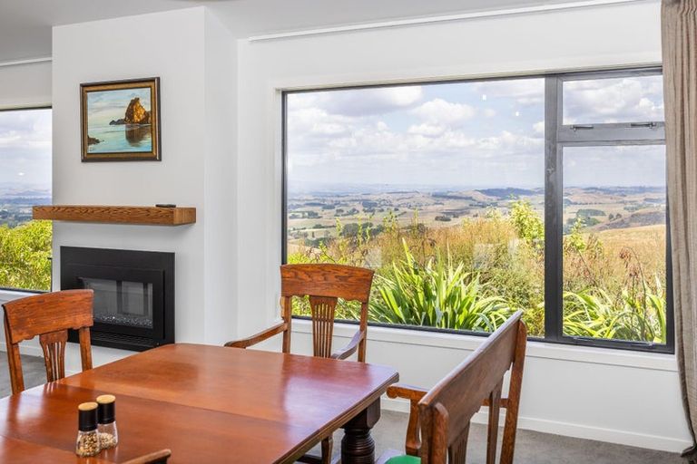 Photo of property in 33 Tiwarawara Lane, Puketotara, Te Awamutu, 3876