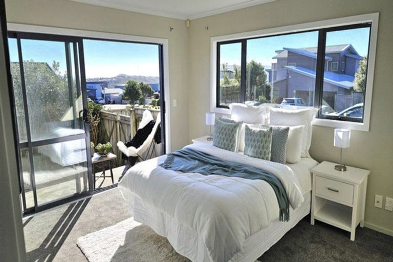 Photo of property in 19 Milford Street, Aotea, Porirua, 5024