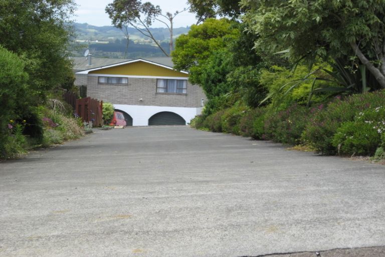 Photo of property in 36 Anzac Road, Pukekohe, 2120