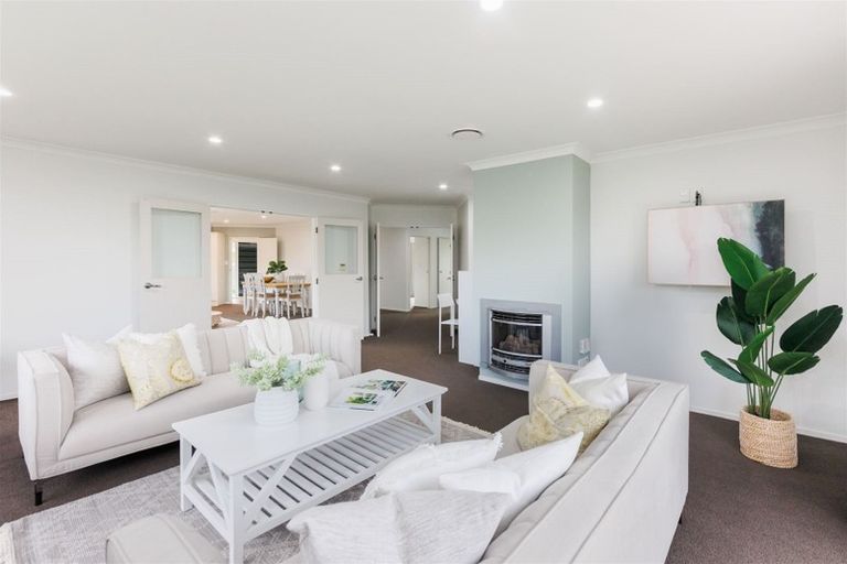 Photo of property in 3 Masefield Terrace, Kelvin Grove, Palmerston North, 4414