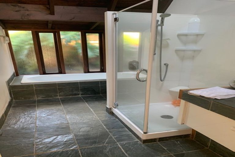 Photo of property in 94 Kowhai Road, Campbells Bay, Auckland, 0630