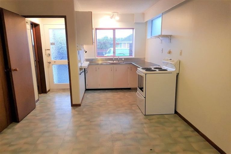 Photo of property in 5/31 Mana Avenue, Titahi Bay, Porirua, 5022