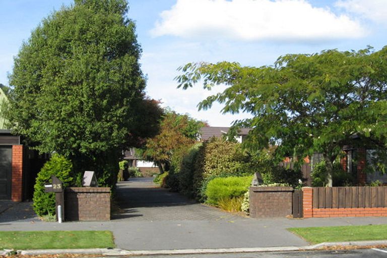 Photo of property in 27 Solway Avenue, Ilam, Christchurch, 8041