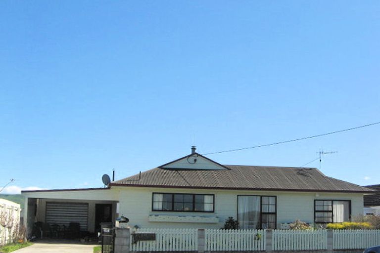 Photo of property in 226 Porangahau Road, Waipukurau, 4200