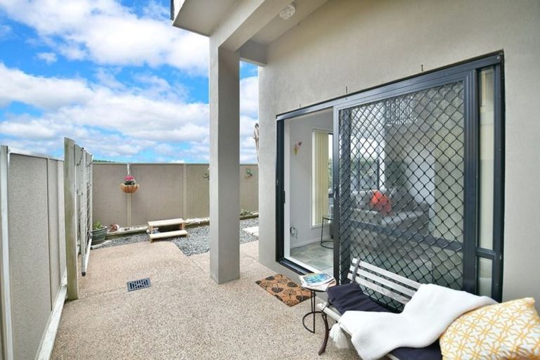Photo of property in 76 Nautilus Drive, Gulf Harbour, Whangaparaoa, 0930