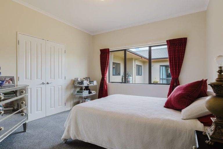 Photo of property in 52 Riccarton Road, Pahiatua, 4910