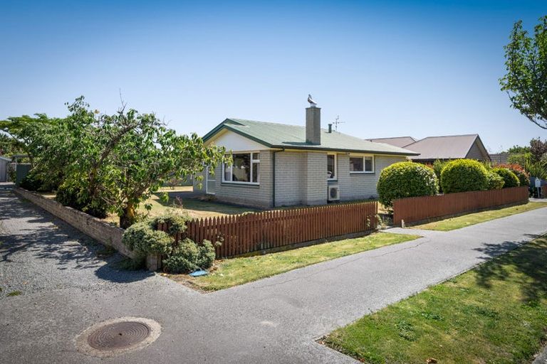 Photo of property in 6 Andrew Street, Rangiora, 7400