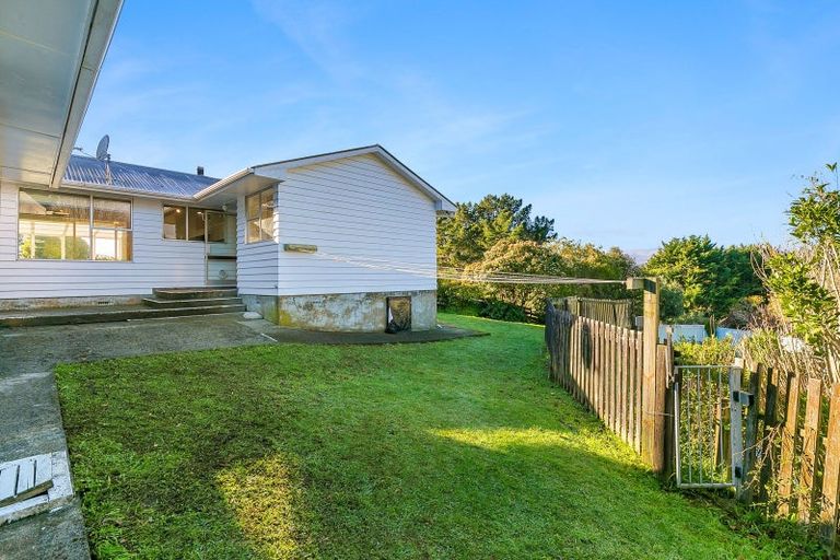 Photo of property in 80 Kahu Road, Paremata, Porirua, 5024