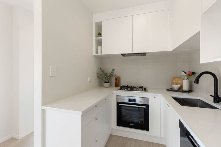 Photo of property in 2/41 Forsyth Street, Saint Andrews, Hamilton, 3200