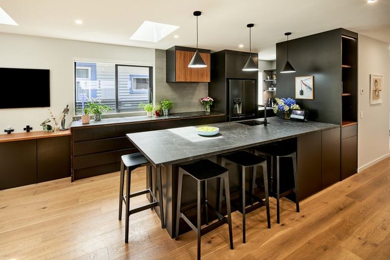 Photo of property in 25b Standen Street, Karori, Wellington, 6012