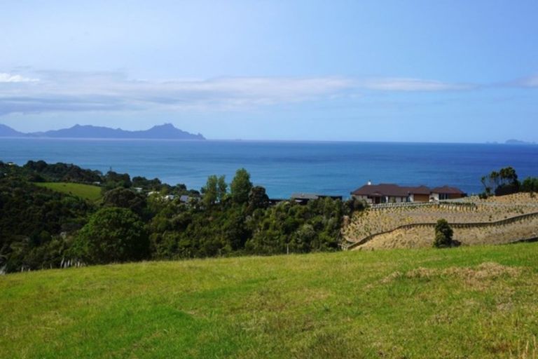 Photo of property in 38 The Crescent, Langs Beach, Waipu, 0582