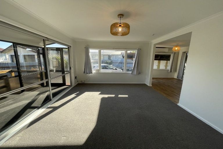 Photo of property in 8 Guildford Street, Tamatea, Napier, 4112