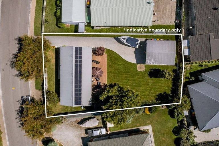 Photo of property in 48 Meadowstone Drive, Wanaka, 9305