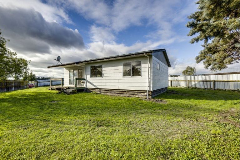 Photo of property in 350 Flaxmere Avenue, Flaxmere, Hastings, 4120