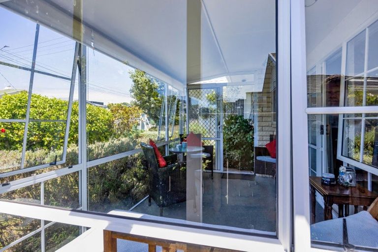 Photo of property in 20 Sackville Street, Fitzroy, New Plymouth, 4312