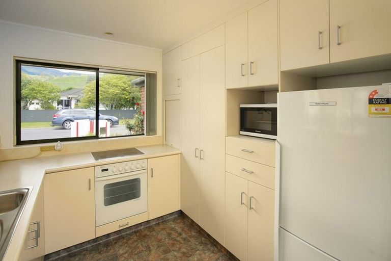 Photo of property in 36 Willow Avenue, Stoke, Nelson, 7011