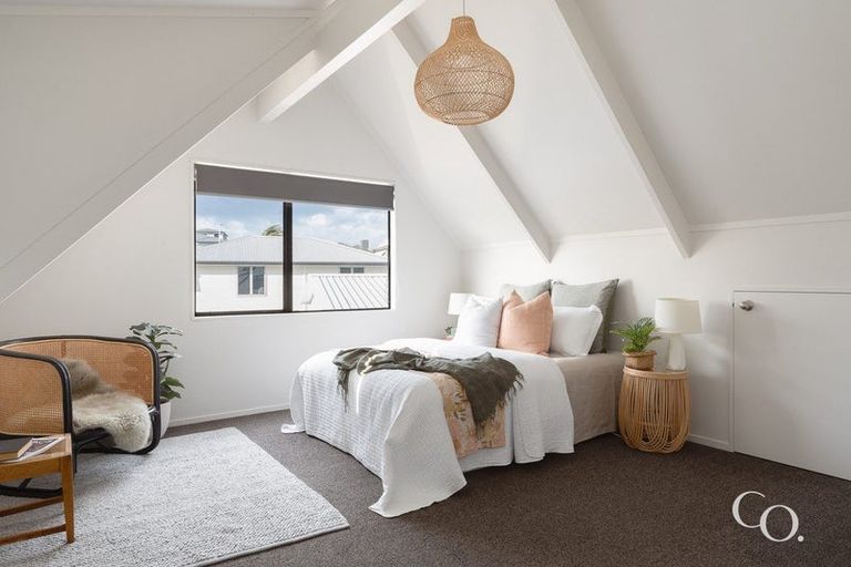 Photo of property in 18b Valley Road, Mount Maunganui, 3116