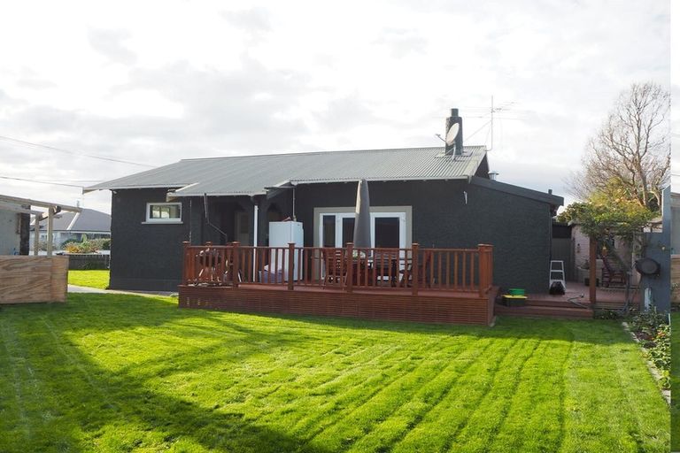 Photo of property in 2 Titoki Street, Alicetown, Lower Hutt, 5010