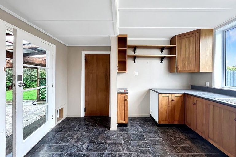 Photo of property in 33 Huia Street, Waikiwi, Invercargill, 9810