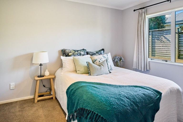 Photo of property in 29 Paparoa Crescent, Aotea, Porirua, 5024