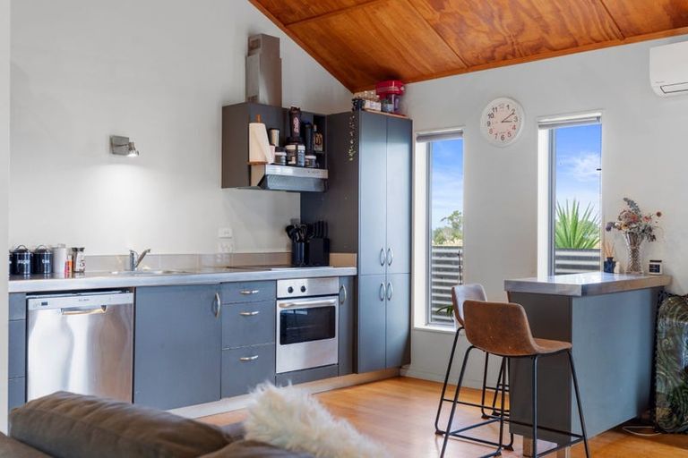 Photo of property in 42b Simpson Road, Papamoa Beach, Papamoa, 3118