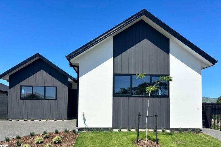 Photo of property in 12 Matai Springs Drive, Halswell, Christchurch, 8025