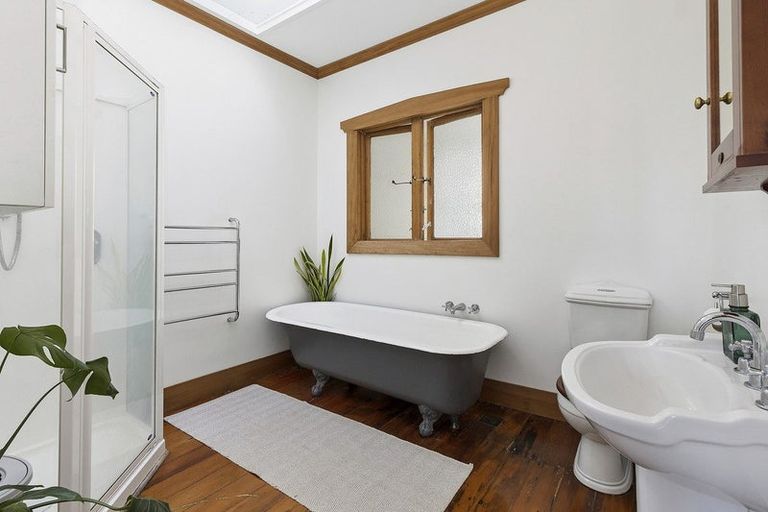 Photo of property in 29 Mairangi Road, Wadestown, Wellington, 6012