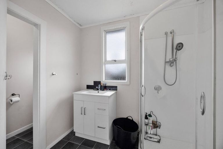 Photo of property in 18 Hunter Street, Normanby, Hawera, 4614