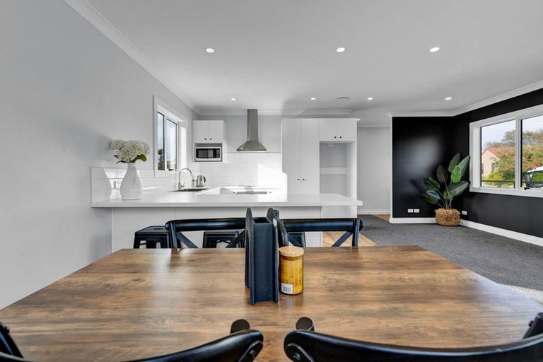 Photo of property in 20a Maple Crescent, Whalers Gate, New Plymouth, 4310