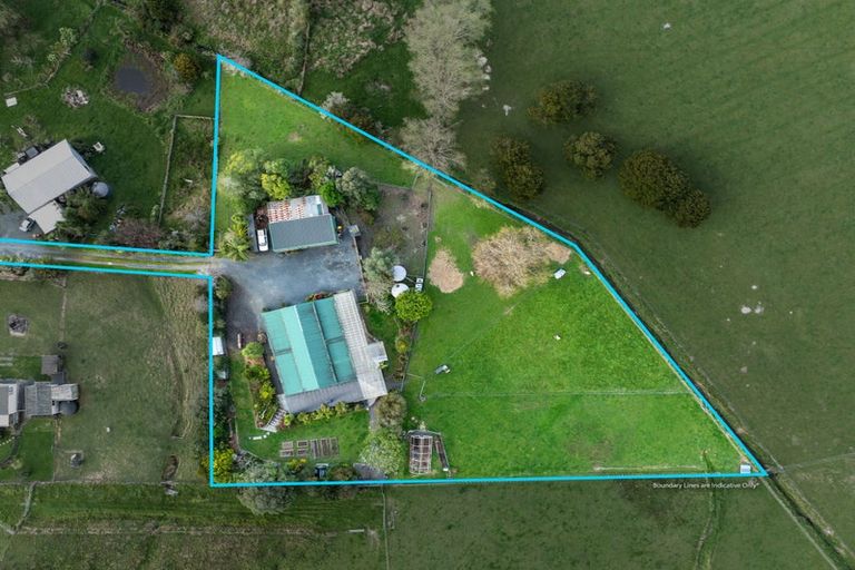 Photo of property in 979 Kaipara Flats Road, Kaipara Flats, Warkworth, 0984