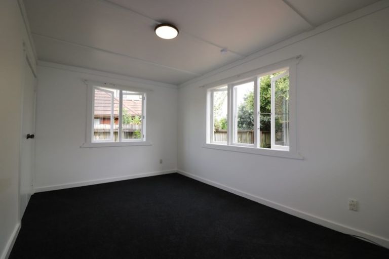 Photo of property in 23 Taylor Terrace, St Andrews, Hamilton, 3200