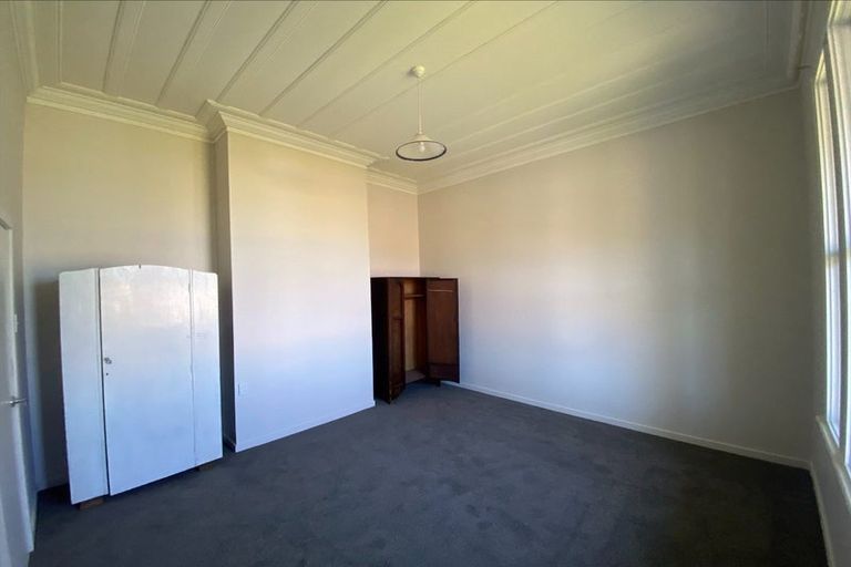 Photo of property in 264 South Road, Caversham, Dunedin, 9012