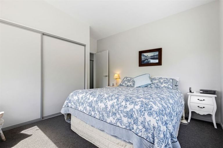 Photo of property in 5 Seager Lane, Hillmorton, Christchurch, 8024