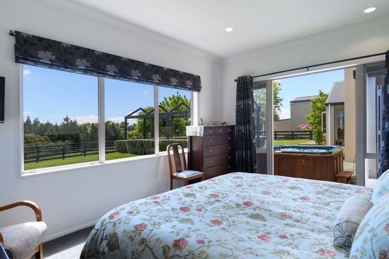 Photo of property in 30 Goodall Road, Snells Beach, 0920